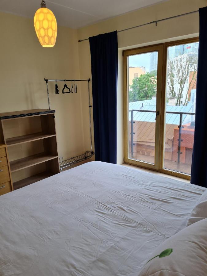 Cozy One Bedroom Apartment In City Center Reval Esterno foto